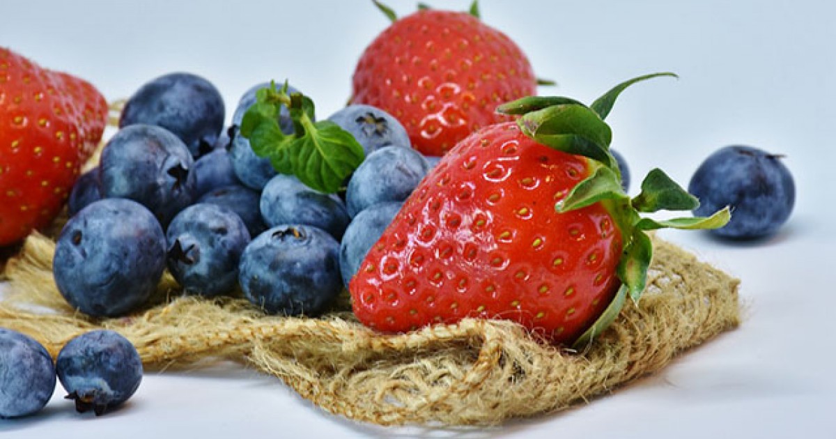 Nyers poharas krém, fekete erdő ízvilággal