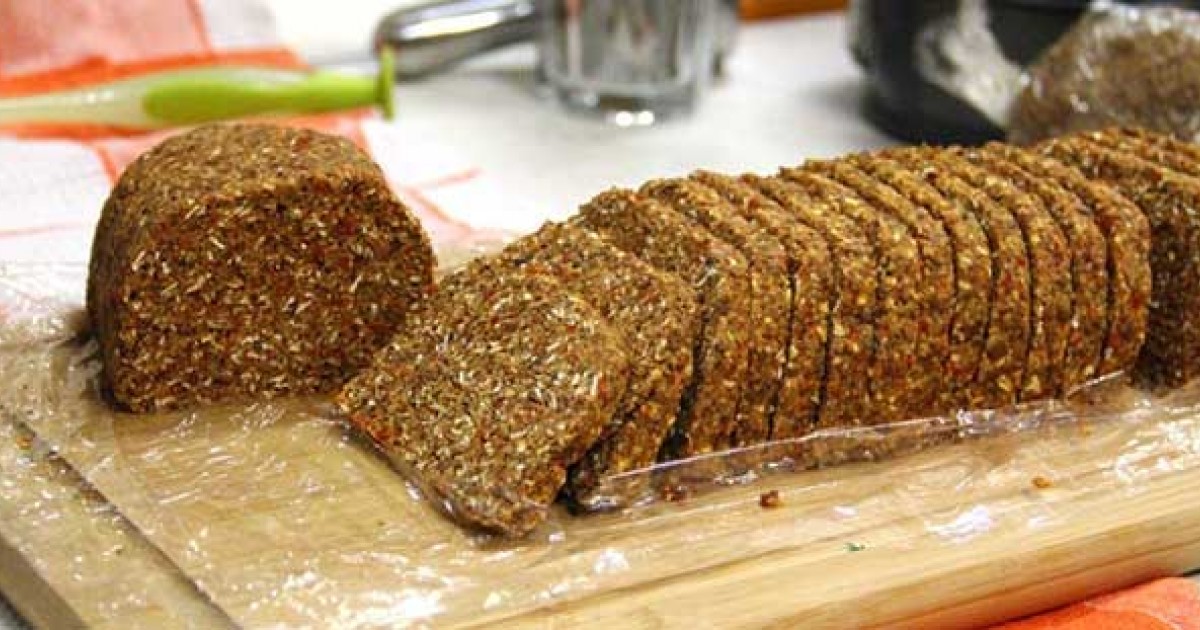 Aszalt paradicsomos lenmag kenyér