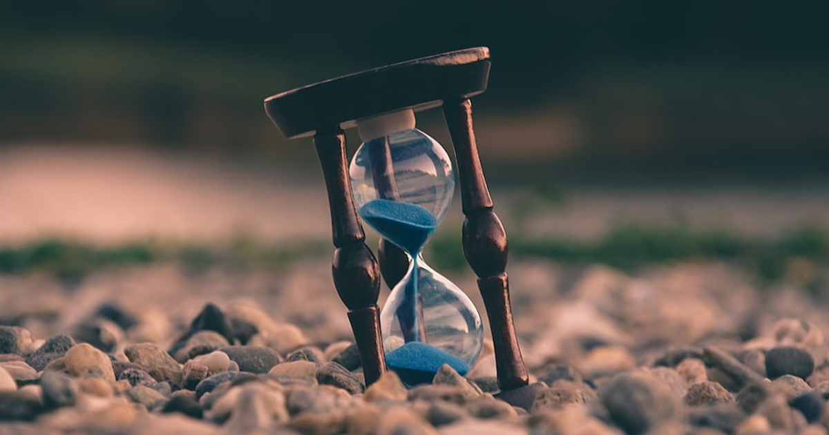 Hajdan Vali: A megfoghatatlan idő