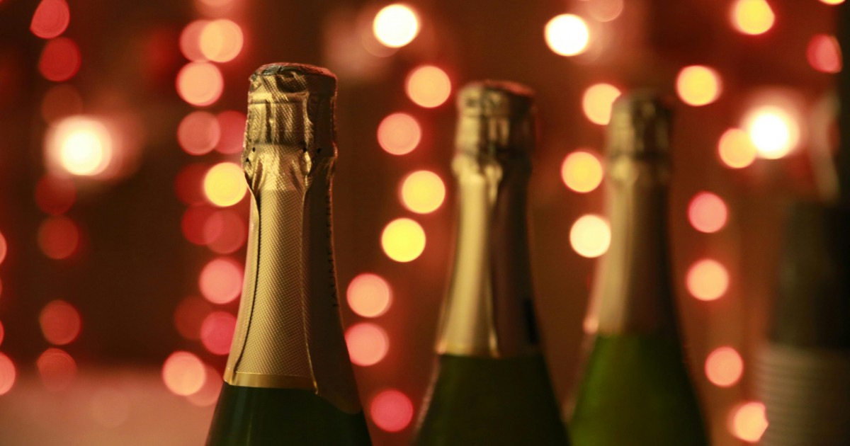 Rozé pezsgővel koccintott a Szupermenta